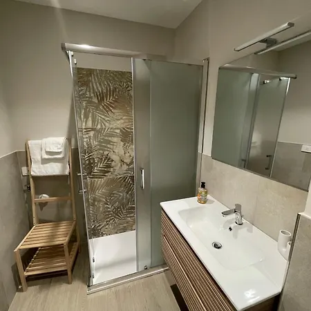 La Fenice House מלון דירות מקומר