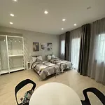 아파트호텔 La Fenice House 마코메르