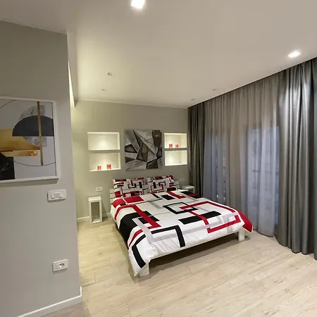 La Fenice House Aparthotel *